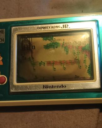 nintendo game anni 80  90. funzionante con due pil