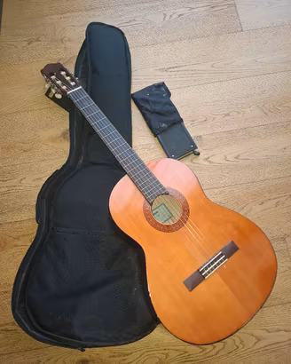 chitarra yamaha c40