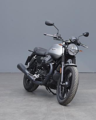 MOTO GUZZI V7 850