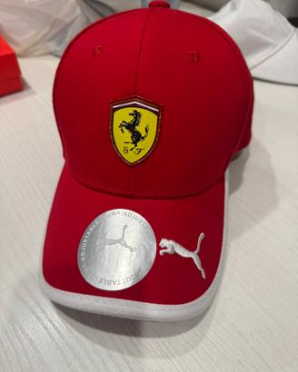 cappello Ferrari