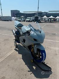 Gsxr 1000 k3 2003 pista
