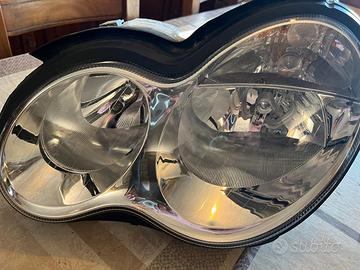 Faro Mercedes classe C (W203)