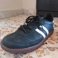 Scarpe Adidas Fake taglia 40 