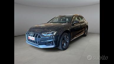AUDI A4 V 2019 Allroad Quattro - A4 Allroad 40 2.0