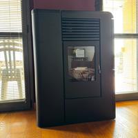 Stufa a pellet slim MCZ - Nera