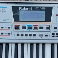 Tastiera Roland EM-15 funzionante perfettamente.