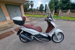 Piaggio Beverly 300 