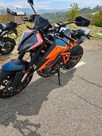 ktm 1290 super duke r 2021 