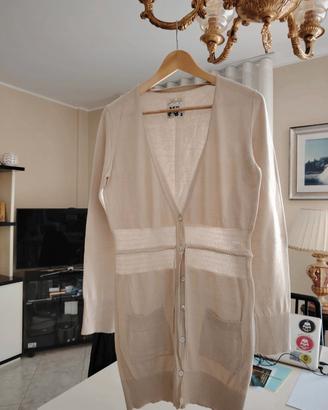 Cardigan beige elegante e casual