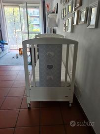 Lettino Foppapedretti bimbo/a con doghe in legno 