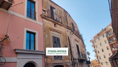 Via San Giacomo Luminoso Trilocale 75 Mq