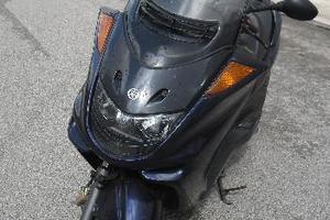 Ricambi usati yamaha majesty 250 - 2000