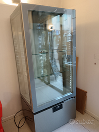 Vetrina panoramica negavita past/Gelateria