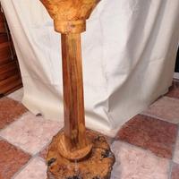 Colonna in legno 01