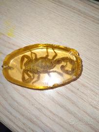 Scorpione portachiavi