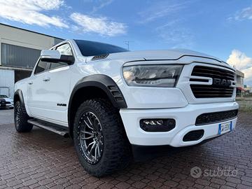DODGE RAM 1500 4x4 5.7 SPORT NIGHT EDITION - G
