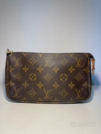 Pochette Accessoires Louis Vuitton