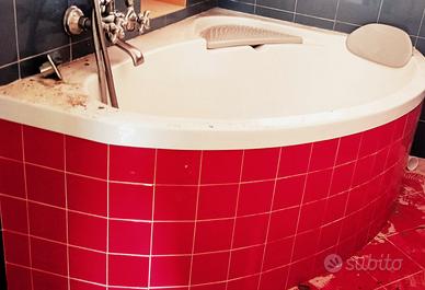 Vasca da bagno angolare 