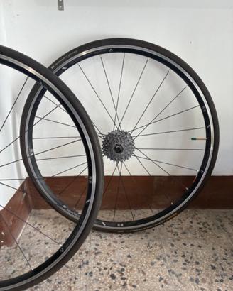 Coppia Ruote Bontrager Race bici da corsa