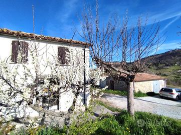 CASA SEMINDIPENDENTE A NOVAFELTRIA