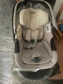 Ovetto inglesina beige  buone condizioni