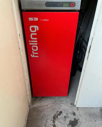 Caldaia a legna Froling S-Tronic Plus