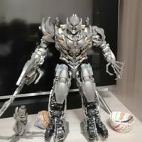 Transformers Megatron tank