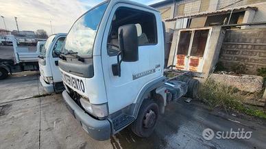 Nissan cabstar 120 ricambi usati e nuovi