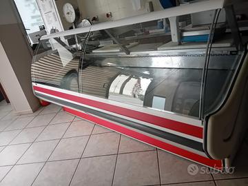 bancone  carni/salumi