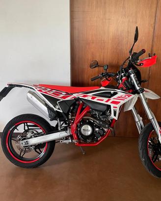 Beta rr 125 4t motard