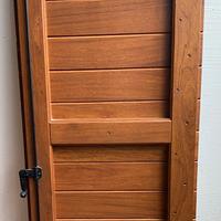 Portellone in legno massello