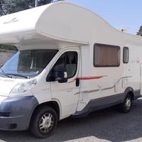 Camper Roller Team Zefiro mansardato