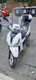 Piaggio Beverly 300 hpe