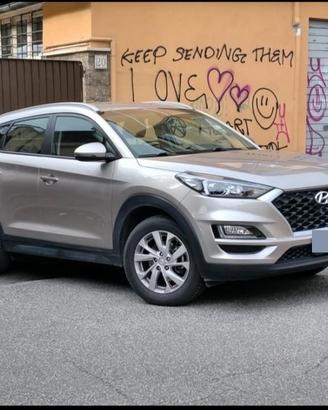 HYUNDAI TUCSON chiamare 338 155 0896 per il prezzo