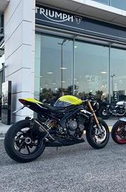 TRIUMPH SPEED TRIPLE 1200 RX LIMITED - 1.100 KM
