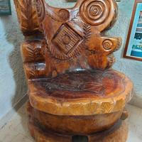 SET 3 SEDIE E TAVOLINO IN LEGNO D'ULIVO 