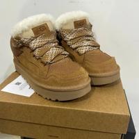 Stivali da neve UGG con lacci, Marrone EU37