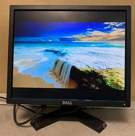 Monitor e materiale informatica