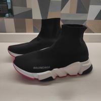 Seakers speed Balenciaga