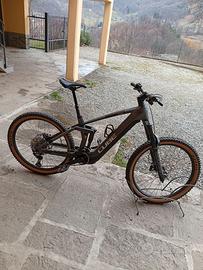 E-bike cube stereo Hybrid 2024