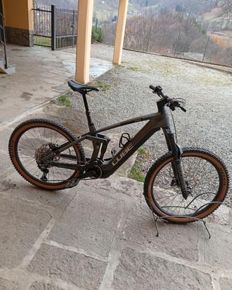E-bike cube stereo Hybrid 2024