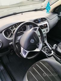 lancia delta 1.6 Multijet 120cv 6 Marcie 