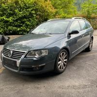 Ricambi Volkswagen Passat SW 07 diesel colori vari