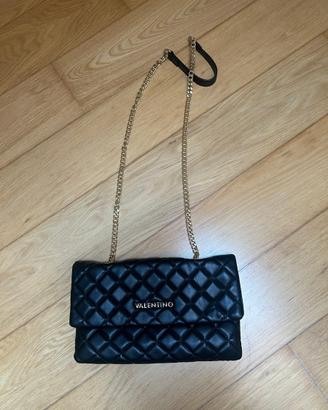 borsa di Valentino