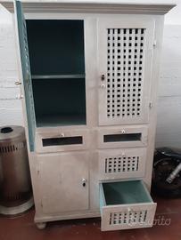mobili vintage in legno