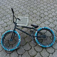 Bici da dirt e bmx freestyle