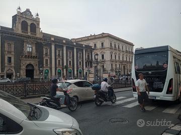 Via Manzoni 3 vani arredato 600