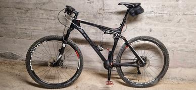 Mtb CUBE carbonio  fully XL  del 2015 