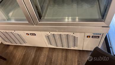 Vetrina negativa verticale