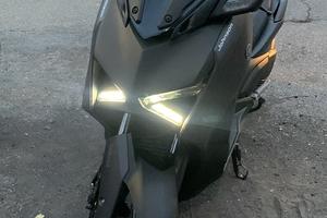 Yamaha Xmax 300